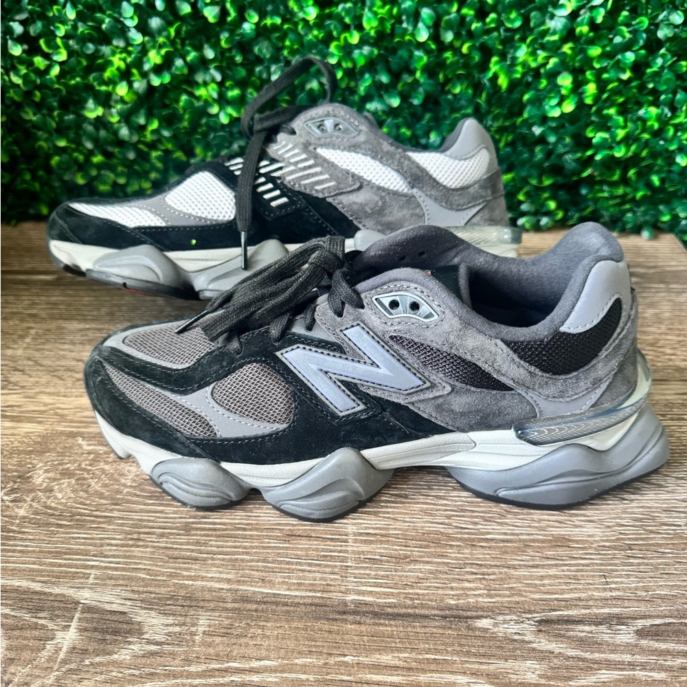 New Balance Black and Gray Athletic Shoes